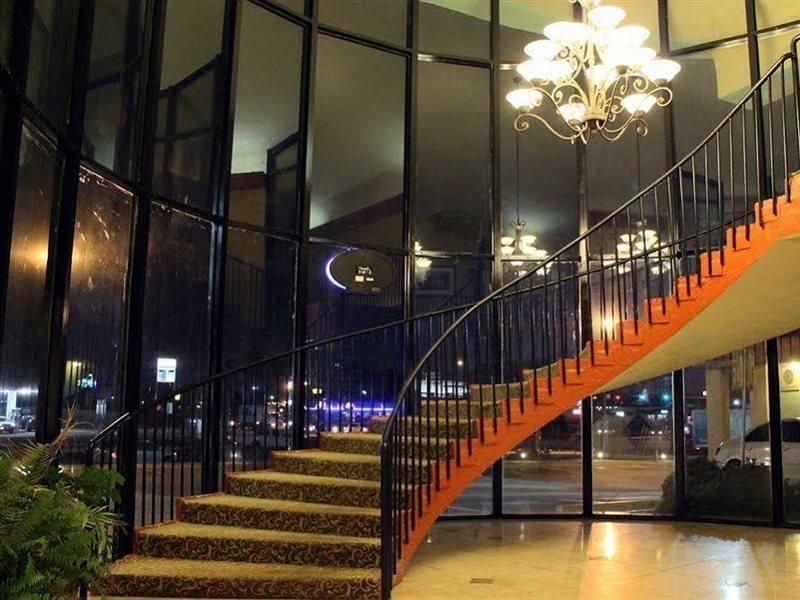 טיילר Rose City Inn & Suites מראה חיצוני תמונה