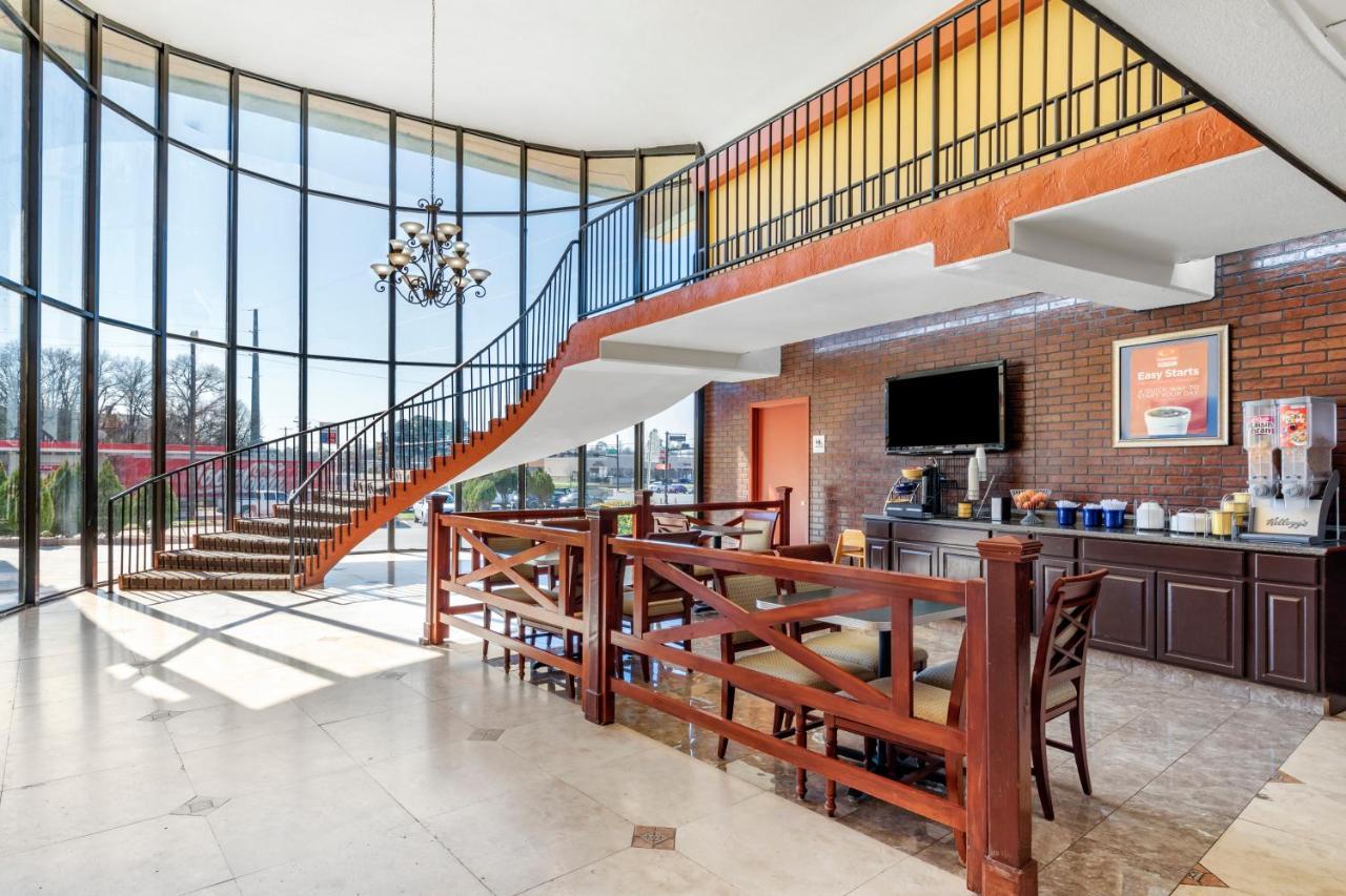 טיילר Rose City Inn & Suites מראה חיצוני תמונה